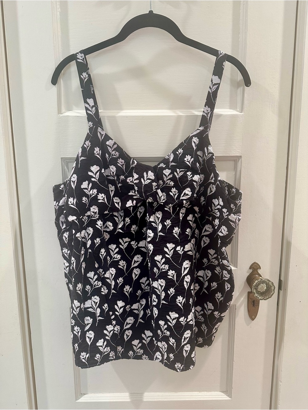 Simply Vera Vera Wang Black Floral Print Cami